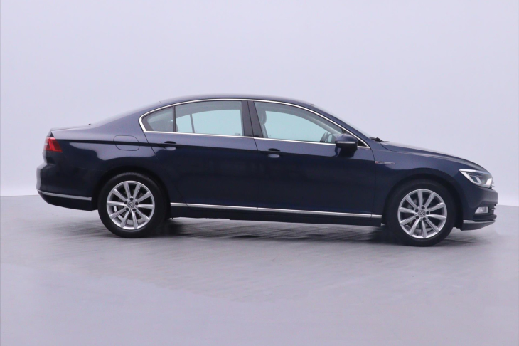 Volkswagen Passat 2,0 TDI 140kW 4MOT DSG CZ DPH