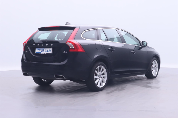 Volvo V60 2,0 D4 133kW Aut. Momentum