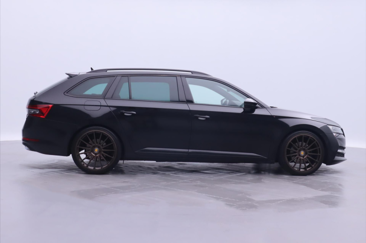 Škoda Superb 2,0 TDI 140kW CZ SportLine DPH