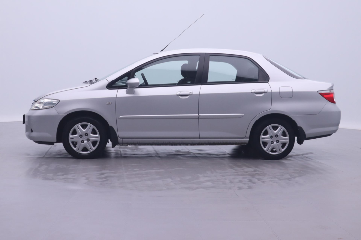 Honda City 1,3 i 61kW CZ 1.Maj STK 3/26