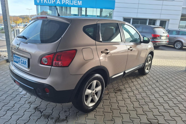 Nissan Qashqai 2,0 i 104kW 4WD CZ