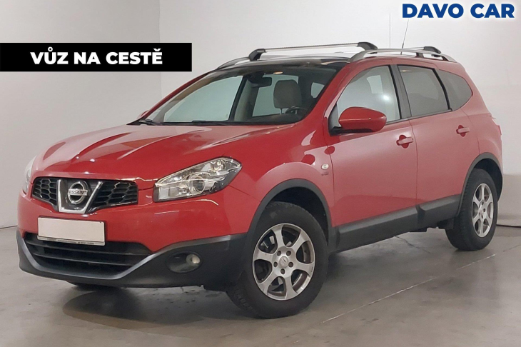 Nissan Qashqai 2,0 104kW PANO, Kůže NAVI, BOSE +2