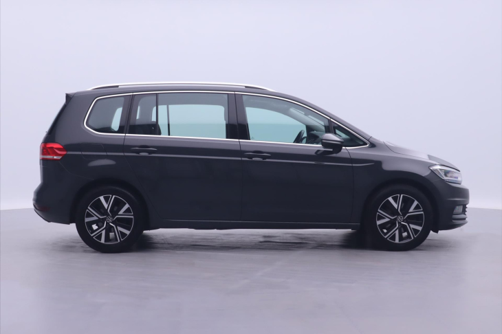 Volkswagen Touran 2,0 TDI DSG Highline LED DPH