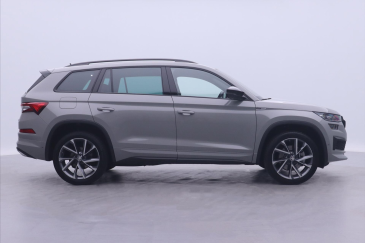 Škoda Kodiaq 2,0 TDI 4x4 Sportline 7-Míst