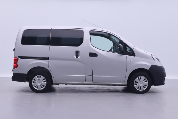 Nissan NV200 1,6 i 81kW Premium 7 Míst