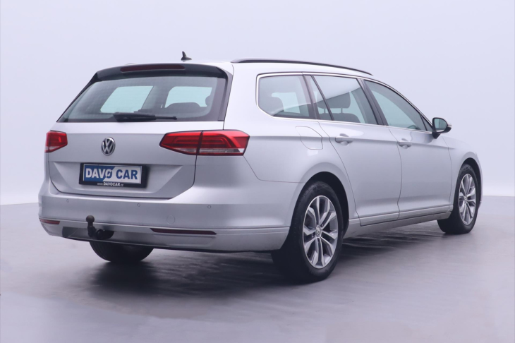 Volkswagen Passat 2,0 TDI 110kW LED ACC Navi