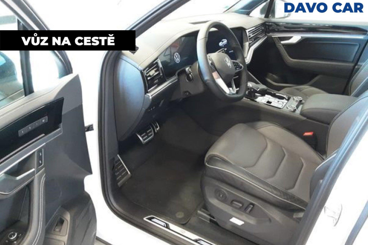 Volkswagen Touareg 3,0 V6 TDI R-Line Panorama DPH