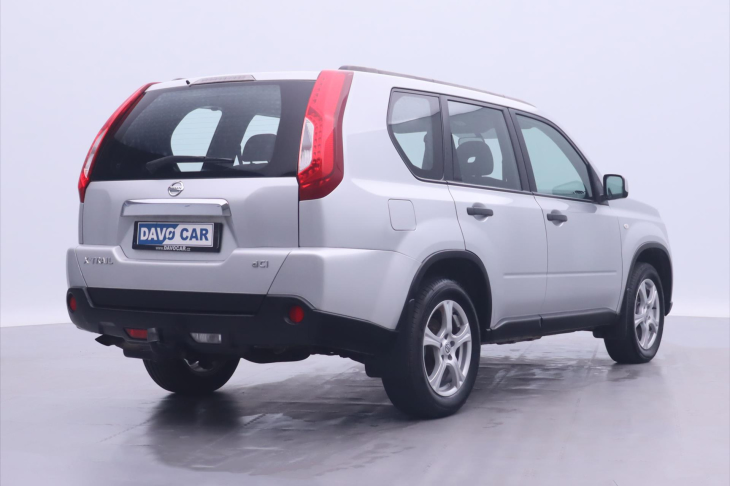 Nissan X-Trail 2,0 dCi 110kW 4x4 Webasto