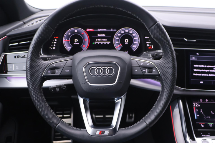 Audi Q8 3,0 V6 TDI S-Line Black CZ DPH