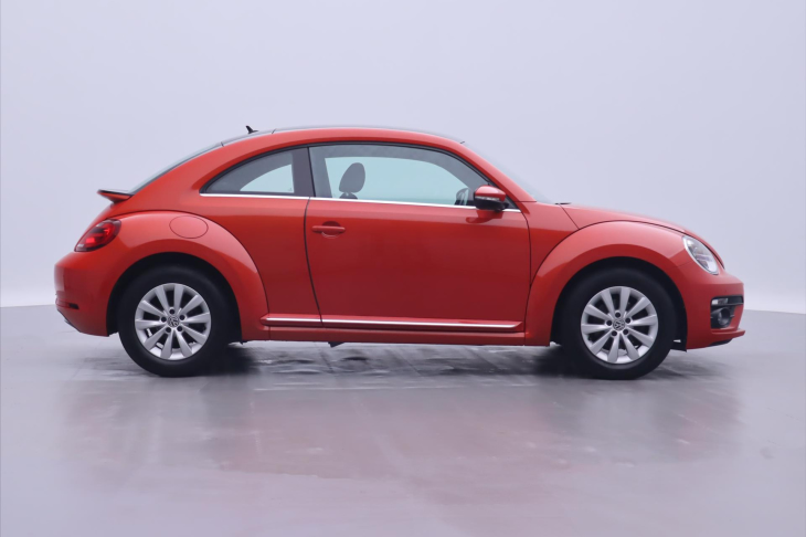 Volkswagen Beetle 1,4 TSI 110kW DSG Käfer 1.Maj.