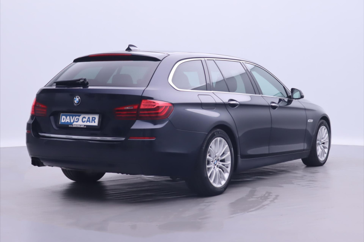 BMW Řada 5 2,0 525d 160kW xDrive Luxury Line