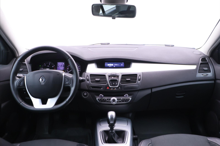 Renault Laguna 2,0 dCi 110kW Black Edition CZ