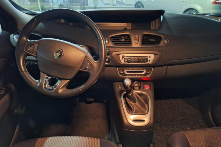 Renault Scénic 1,5 dCi 110k Bose EDC