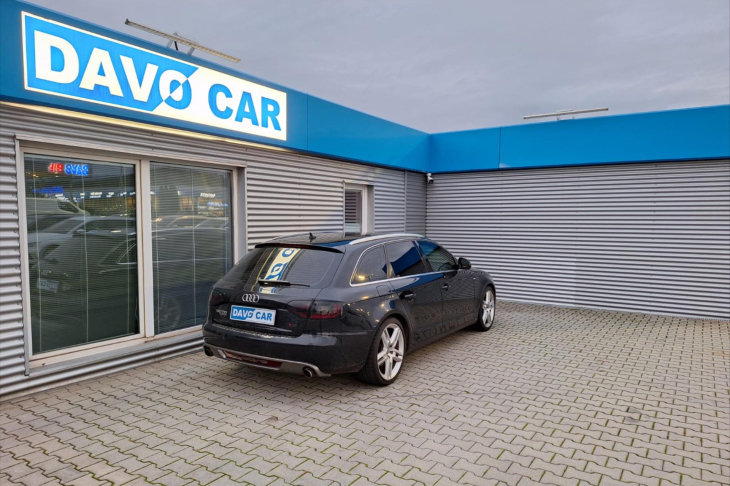 Audi A4 3,0 TDI quattro Avant S-line