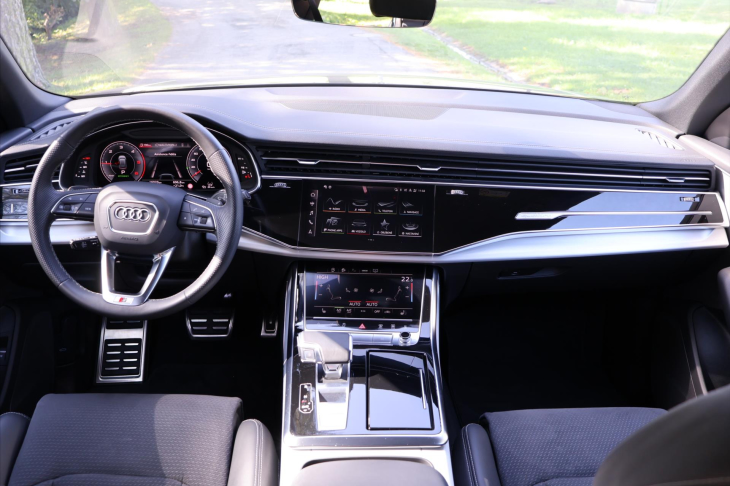 Audi Q8 3,0 V6 TDI S-Line Black CZ DPH