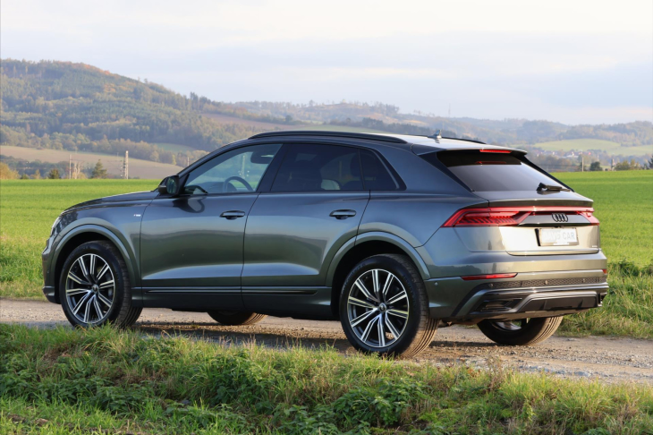 Audi Q8 3,0 V6 TDI S-Line Black CZ DPH