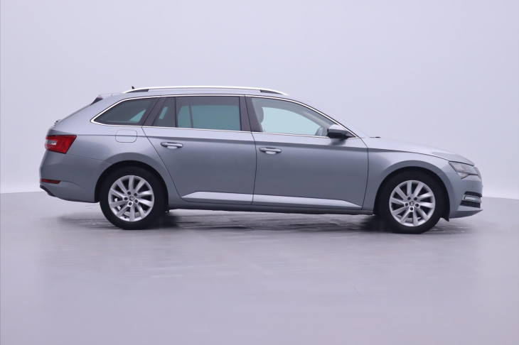 Škoda Superb 2,0 TDI 110kW DSG Style CZ