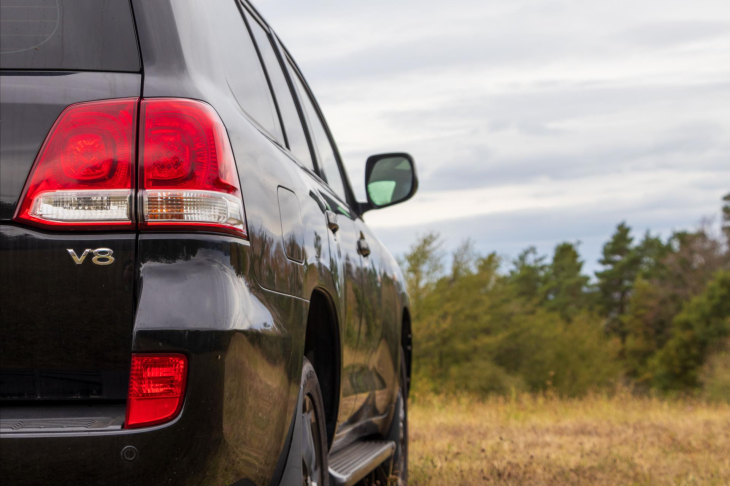 Toyota Land Cruiser 4,5 D4-D 210kW Lux 7-Míst