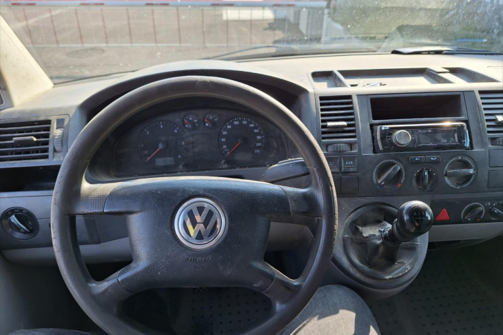 Volkswagen Transporter 2,5 TDI 96kW Long TK 4/26