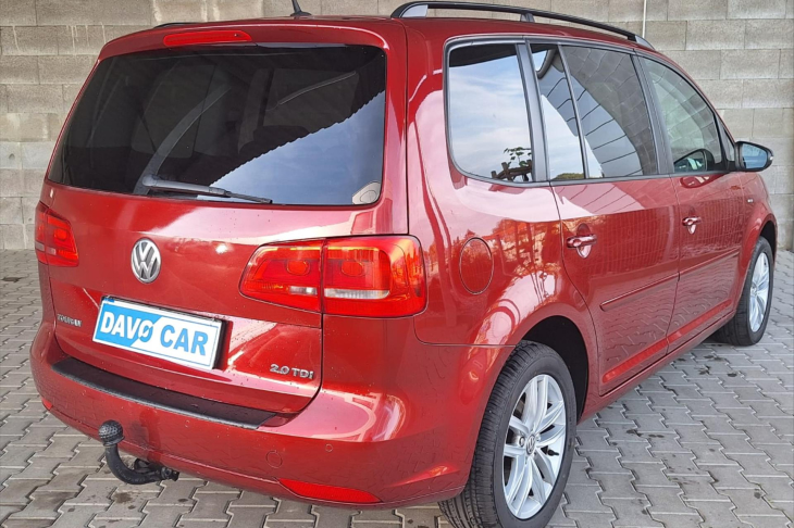 Volkswagen Touran 2,0 TDI DSG Comfortline 7-Míst