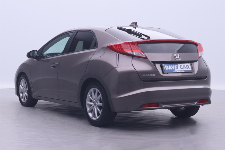 Honda Civic 1,8 i 104kW Lifestyle 1.Maj.