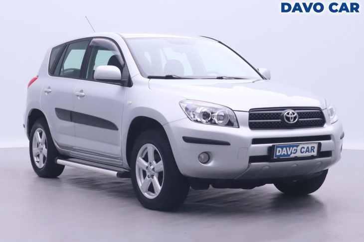 Toyota RAV4 2,0 VVT-i 112kW 4x4 Aut.klima