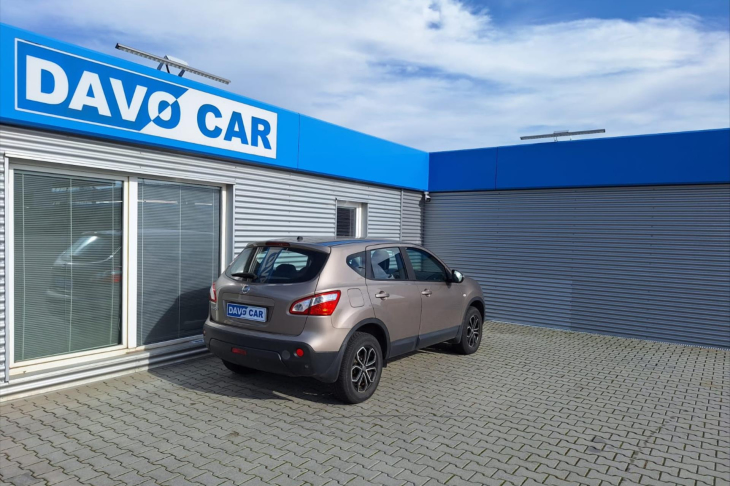 Nissan Qashqai 1,6 86kw Acenta