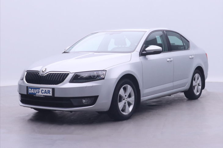 Škoda Octavia 1,8 TSI 132kw Elegance xenon serv. kniha