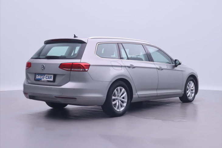 Volkswagen Passat 1,6 TDI DSG Aut.klima Serv.kniha 1.Maj