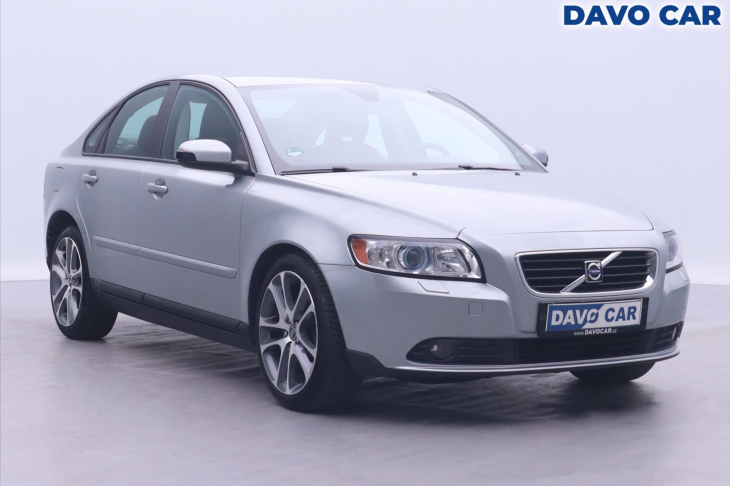 Volvo S40 2,5 i 125kW Aut. Kinetic Xenon