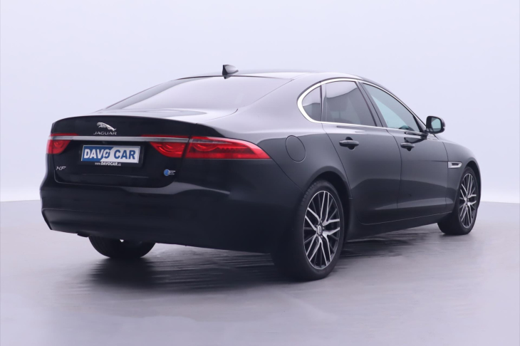 Jaguar XF 2,0 D 120 kW E-PERFORMANCE