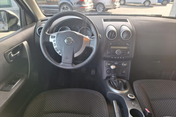 Nissan Qashqai 2,0 i 104kW 4WD CZ