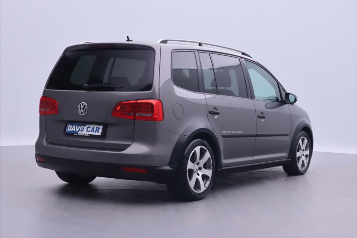 Volkswagen Touran 2,0 TDI 103kW CROSS  Panorama