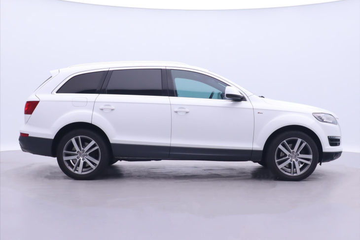 Audi Q7 4,2 V8 TDI 250kW S-Line CZ