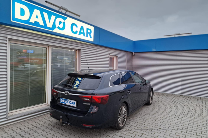 Toyota Avensis 2,0 D-4D Executive serv kniha tažné