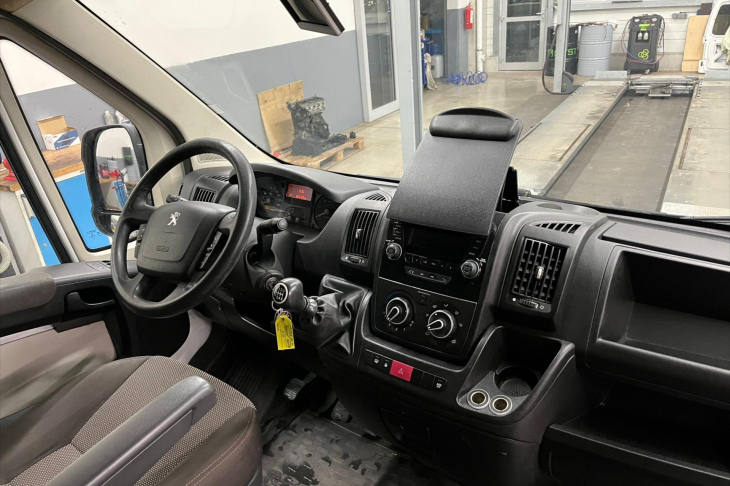 Peugeot Boxer 2,0 130k 4350 L4H2 DPH Webasto