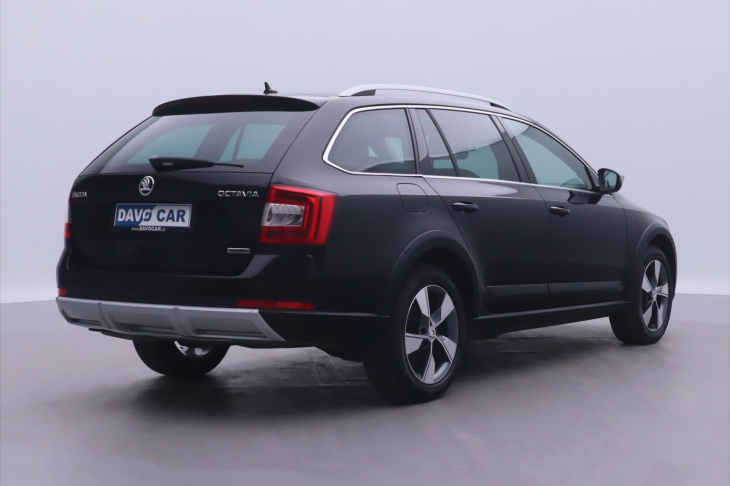 Škoda Octavia 2,0 TDI DSG 4x4 Navi Xenon Scout