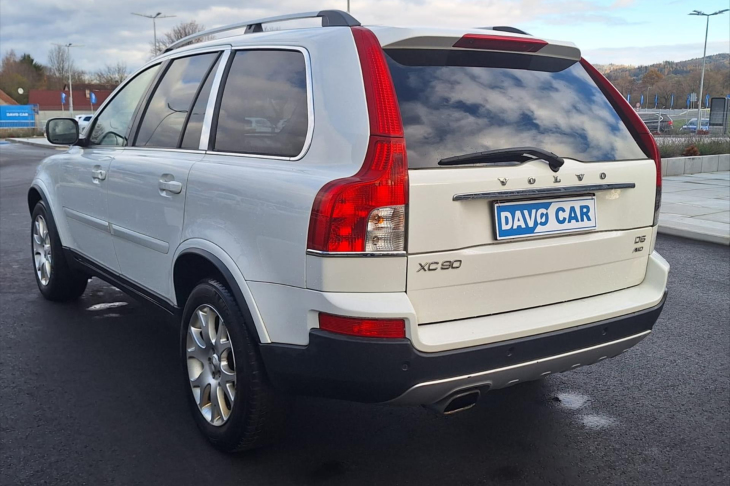 Volvo XC90 2,4 D5 AWD L Summum Auto