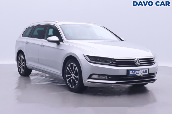 Volkswagen Passat 2,0 TDI DSG Highline LED Kůže