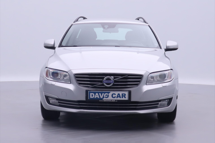 Volvo V70 1,6 T4F Momentum Kůže Xenon