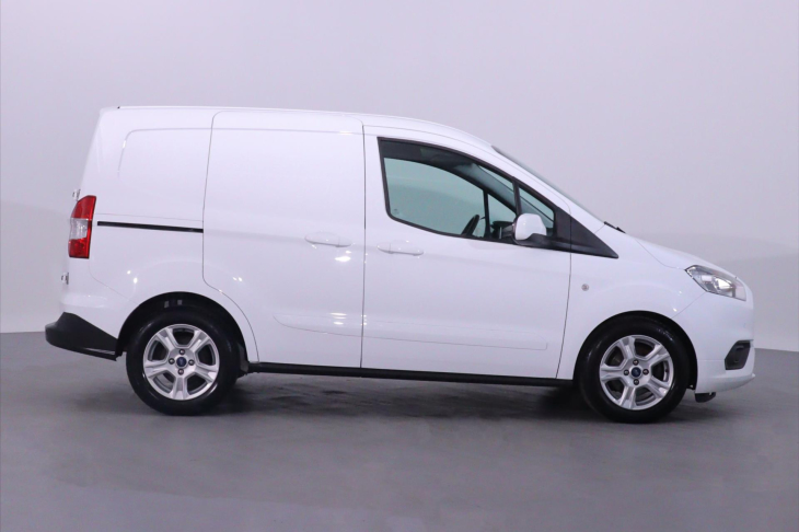 Ford Transit Courier 1,5 TDCI Limited Klima 1.Maj. DPH