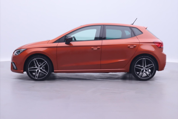 Seat Ibiza 1,5 TSI 110kW FR LED ACC Kůže