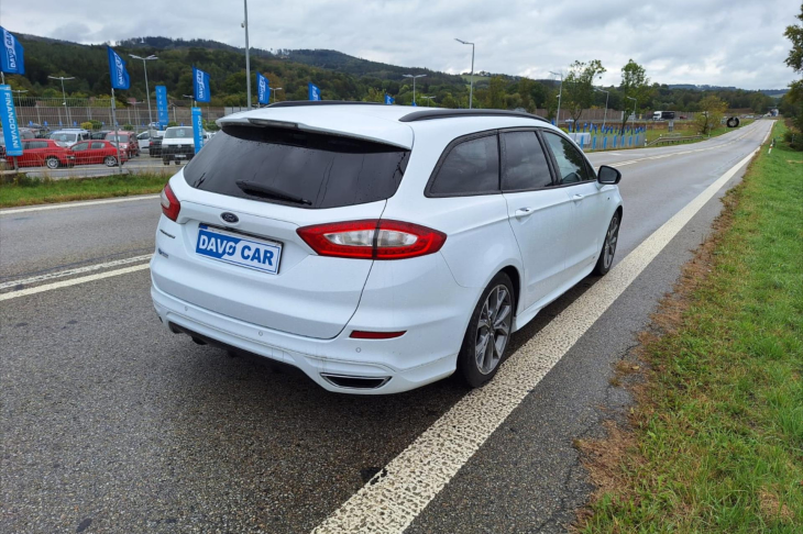 Ford Mondeo 2,0 Titanium  TDCi 132kW 4x4 PShift Kombi