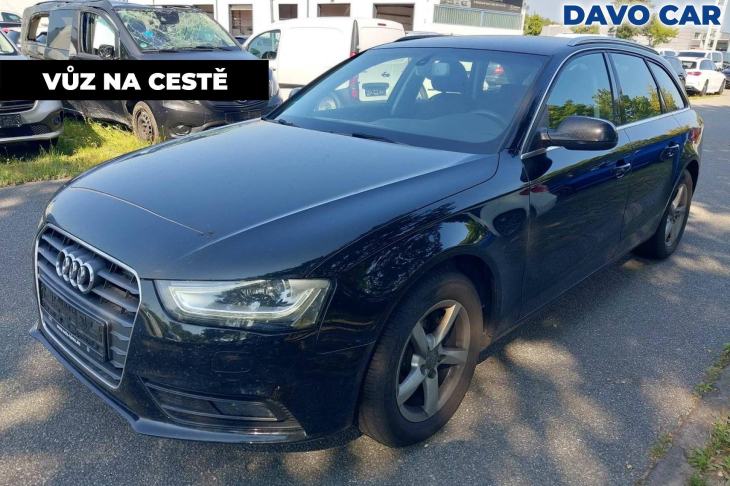 Audi A4 Avant 2,0 TDI 130kw LED navi webasto