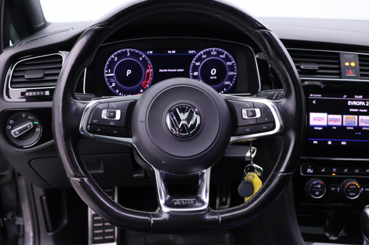 Volkswagen Golf 2,0 GTD 135kW DSG LED Navi CZ