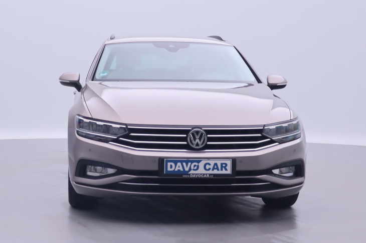 Volkswagen Passat 2,0 TDI 140kW DSG R-Line ACC