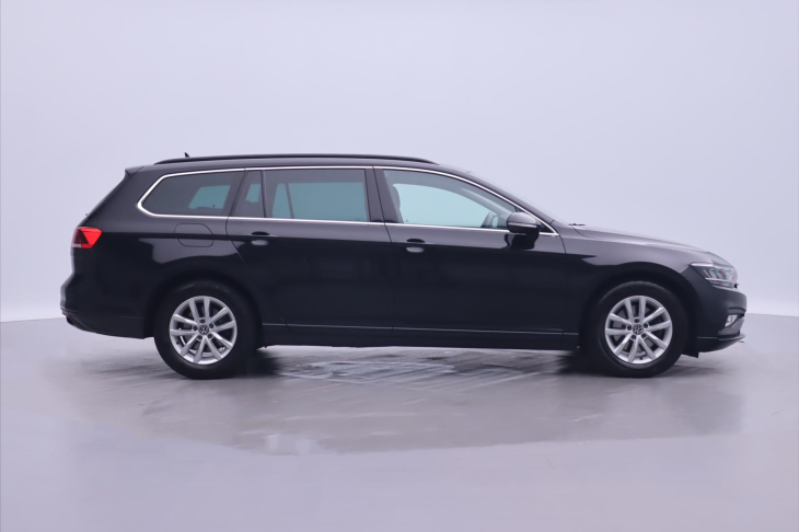 Volkswagen Passat 2,0 TDI Business DSG Virtual DPH