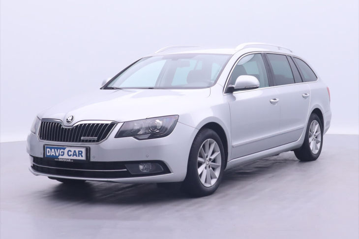 Škoda Superb 1,6 TDI Greenline Navigace