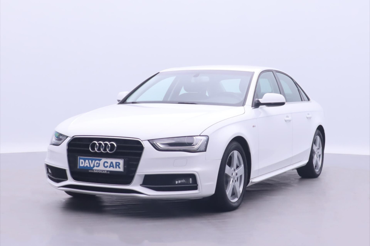 Audi A4 2,0 TDI 110kW S-line Xenon