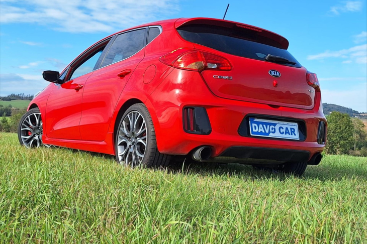 Kia Ceed 1,6 T-GDI 152 kW GT Plus